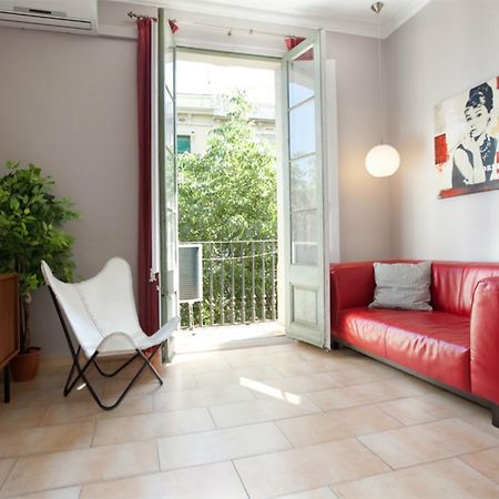 Aparteasy - Family Sant Antoni Apt. Barcelona Exterior foto