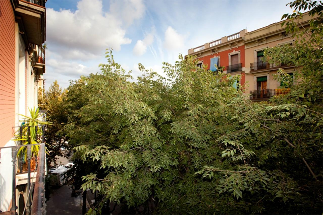 Aparteasy - Family Sant Antoni Apt. Barcelona Exterior foto